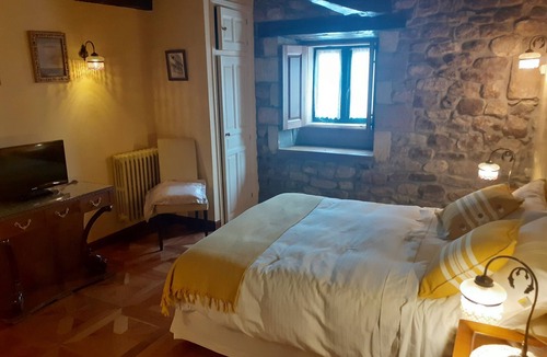 Naveda Hotel | Hotel* La Casona de Barrio, Alto Campoo