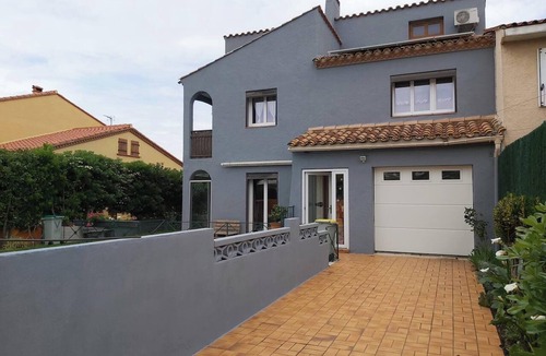 Saint-Laurent-de-la-Salanque House | Homerez - House in Saint-Laurent-de-la-Salanque