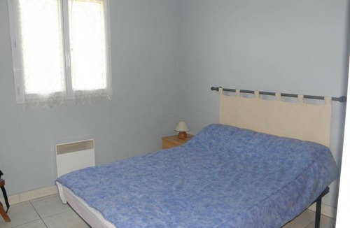 Villeseque-des-Corbieres House | Holiday home, shower or bath, toilet, 2 bed rooms