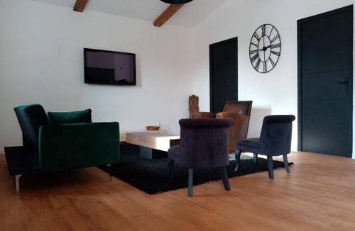 Villeseque-des-Corbieres Apartment | Holiday home, shower, toilet, 2 bed rooms