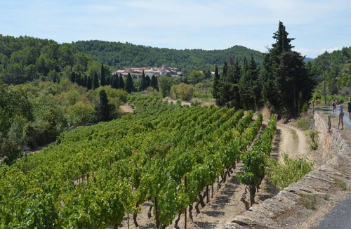 Villeseque-des-Corbieres Apartment | Holiday home, shower, toilet, 2 bed rooms