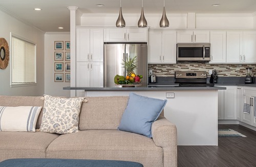 Nanakuli House | Ho'omaha Haven, Modern Remodel, 2 Kitchens, A/C