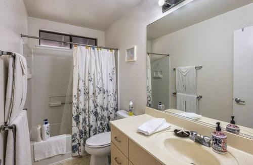 Village Park House | Ho'onani Pua Hale