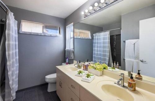 Village Park House | Ho'onani Pua Hale