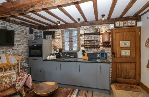 Hay on Wye Cottage | Hoarders Cottage