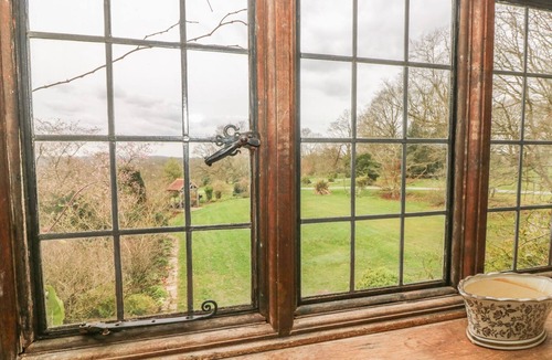 Chiddingstone Hoath Cottage | Hoath House