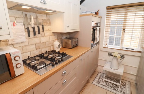 Malmesbury Cottage | Hobbes Cottage