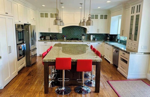 Layton House | Hobbs Creek Summary: