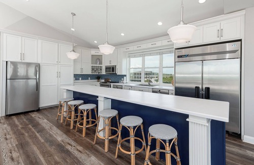 Holden Beach House | Hobbs Realty - "Sea the View" offers panoramic ocean views with a private pool!