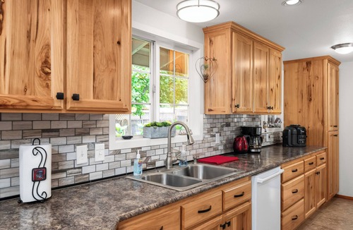 Junction City Other | Hobby Farm Home