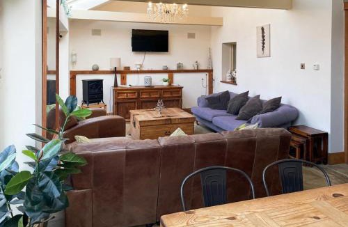 Bradwell House | Hobland Barn