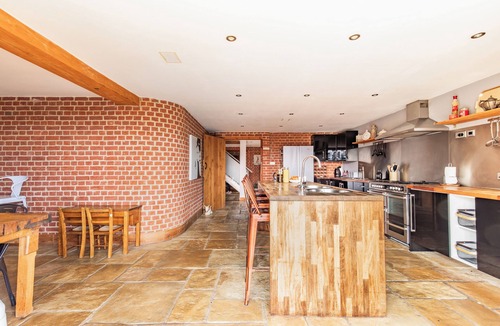 Bradwell House | Hobland Barns by Leap Escapes