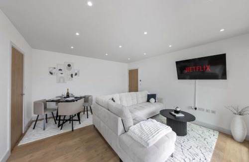 Waltham Forest House | Hobson Woods Apartments