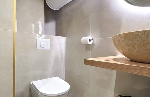 Le Pre-Saint-Gervais Apartment | Hoche A 13 - Two Bedroom Apartment, Sleeps 5