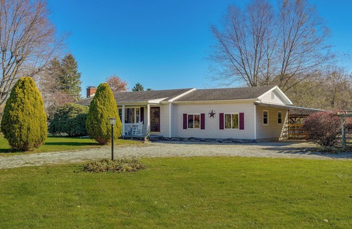 Rockbridge Cottage | Hocking Hills Hideaway w/Hot Tub & Fire Pit!