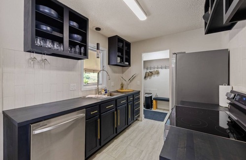 Rapid City House | Hoefer House:Firepit, BBQ Grill
