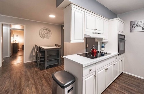 Lubbock Apartment | Hoff Gardens 11 - 2BR 2BA - Downtown Lubbock