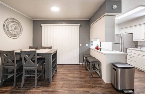Lubbock Apartment | Hoff Gardens 11 - 2BR 2BA - Downtown Lubbock