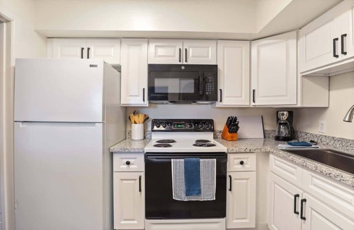 Lubbock Apartment | Hoff Gardens 38 - 1BR/1BA - Downtown Lubbock