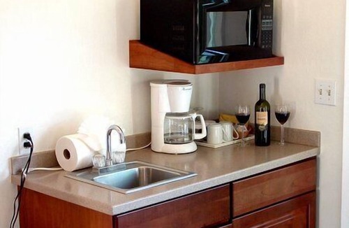 Northwest Carmel Hotel | Hofsas House Hotel