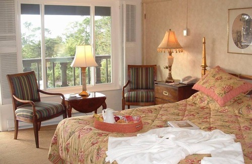 Northwest Carmel Hotel | Hofsas House Hotel
