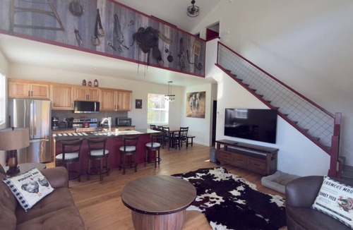 Sagle House | Hog Haven - a North Idaho Getaway
