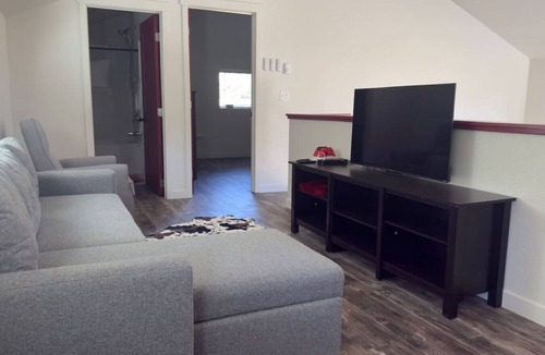 Sagle House | Hog Haven - a North Idaho Getaway