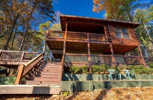 Cherry Log House | Hog Heaven - Cherry Log GA - Pet Friendly Cabin