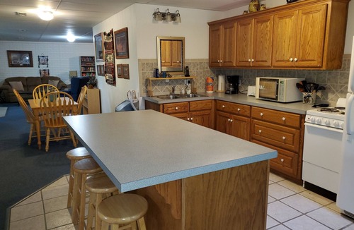 Lost Bridge Village House | Hog Heaven-Lakefront-2 Kitchens, 2 Living Areas, Private & Wooded