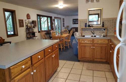 Lost Bridge Village House | Hog Heaven-Lakefront-2 Kitchens, 2 Living Areas, Private & Wooded