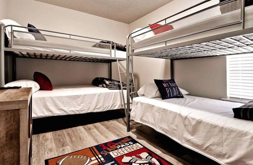 Fayetteville House | Hog House - Accommodating to Long Term Stays!