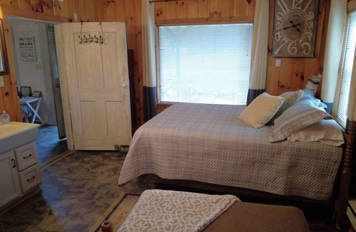 Burks Fork House | Hog Mt Retreat - a cozy oasis, by Buffalo Mountain Getaway