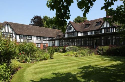 Kidderminster Hotel | Hogarths Stone Manor