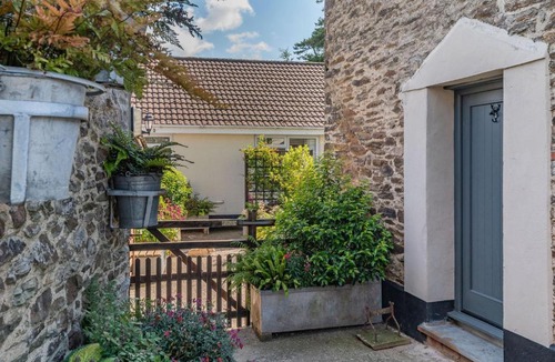 Exford House | Hoglets