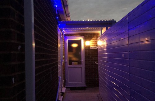 Minster on Sea Cottage | Hogwarts Bed and Continental Breakfast