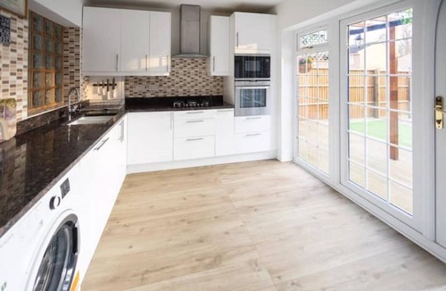 Watford House | Hogwarts Hideaway (Themed Property)