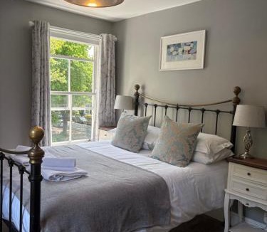 Chysauster Bed & Breakfast | Holbein House