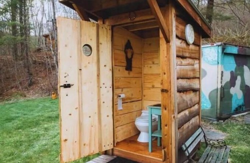 Town of Colchester RV Rental | Hole in the Wall-Bring Own Tent