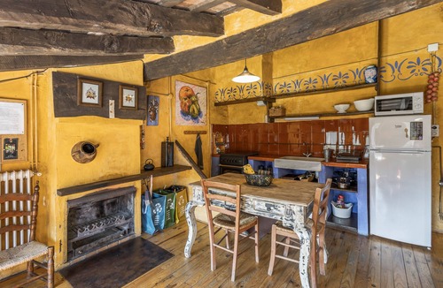 Sant Joan de Les Abadesses House | Holiday Home 'El Colomar, El Reixac Casa Rural' with Mountain View, Shared Pool & Wi-Fi