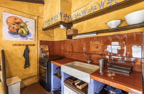 Sant Joan de Les Abadesses House | Holiday Home 'El Colomar, El Reixac Casa Rural' with Mountain View, Shared Pool & Wi-Fi