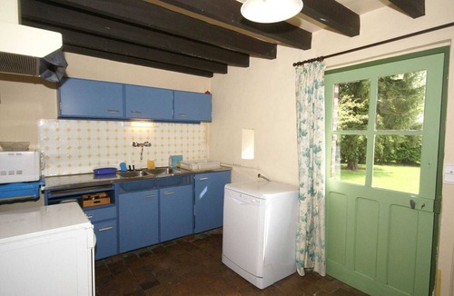 Saint-Maurice-sur-Aveyron House | Holiday home with private garden on a farm