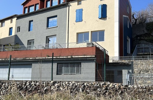 Saint-Georges-de-Luzencon House | Holiday Home 'Le Mas De Campels' with Mountain View, Private Pool and Wi-Fi