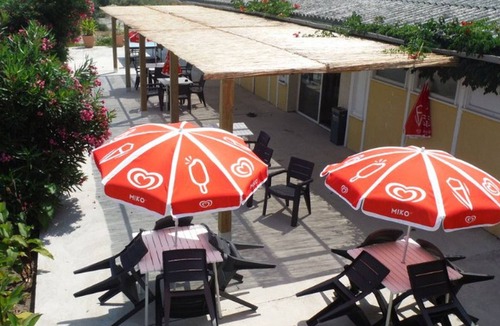 Sorbo-Ocagnano Apartment | Holiday Accommodation with Terrace - Pinarello Beach