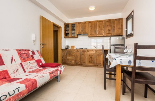 Vir Apartment | Holiday accommodation for 2-3 persons | 70 meters to the beach