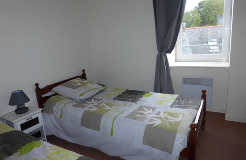 Becleguer Apartment | Holiday accommodation, near the beach, Ploulec'h (2nd floor, 2 bedrooms)