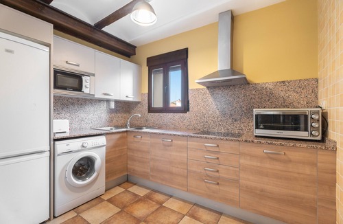 Alcala de la Selva Apartment | Holiday Apartment "Casa El Cojo 2B" with Mountain View, Balcony & Wi-Fi