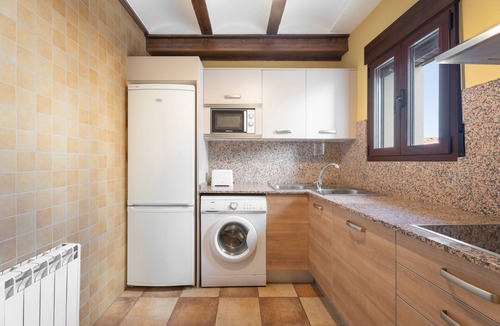 Alcala de la Selva Apartment | Holiday Apartment "Casa El Cojo 2B" with Mountain View, Balcony & Wi-Fi