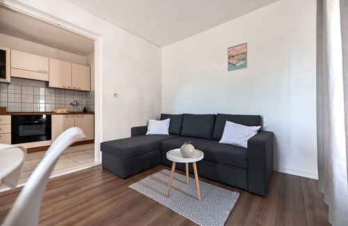 Biograd na Moru Apartment | Holiday apartment with air conditioning and sea view