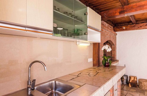Povile Apartment | Holiday apartment with sea view and pavilion