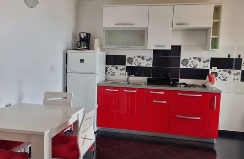 Marusici Apartment | Holiday Apartment 170 m from the Adriatic Sea